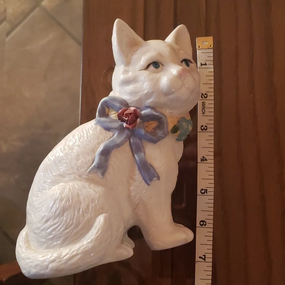 Vintage set of 3 white Kitten Cats home decor - Picture 14 of 16